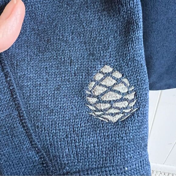 STIO Fleece Jacket - Picture 2 of 11